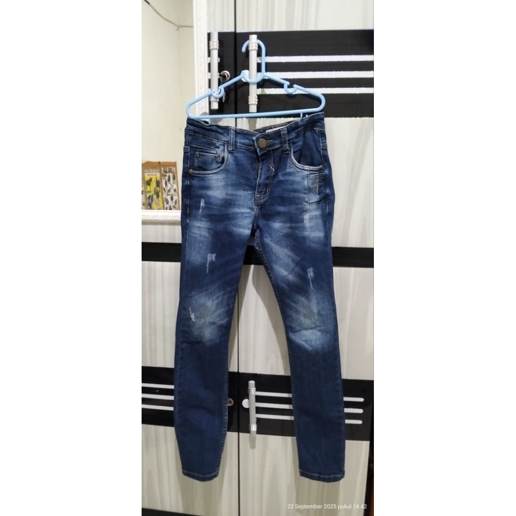 Second Fresh Second Pribadi Jeans ORI Osella