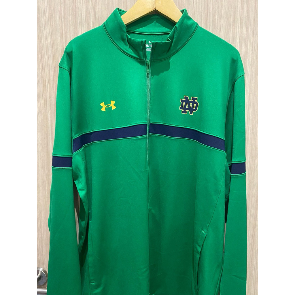 Jaket Outdoor Pria Under Armour Men’s Jacket preloved Like New