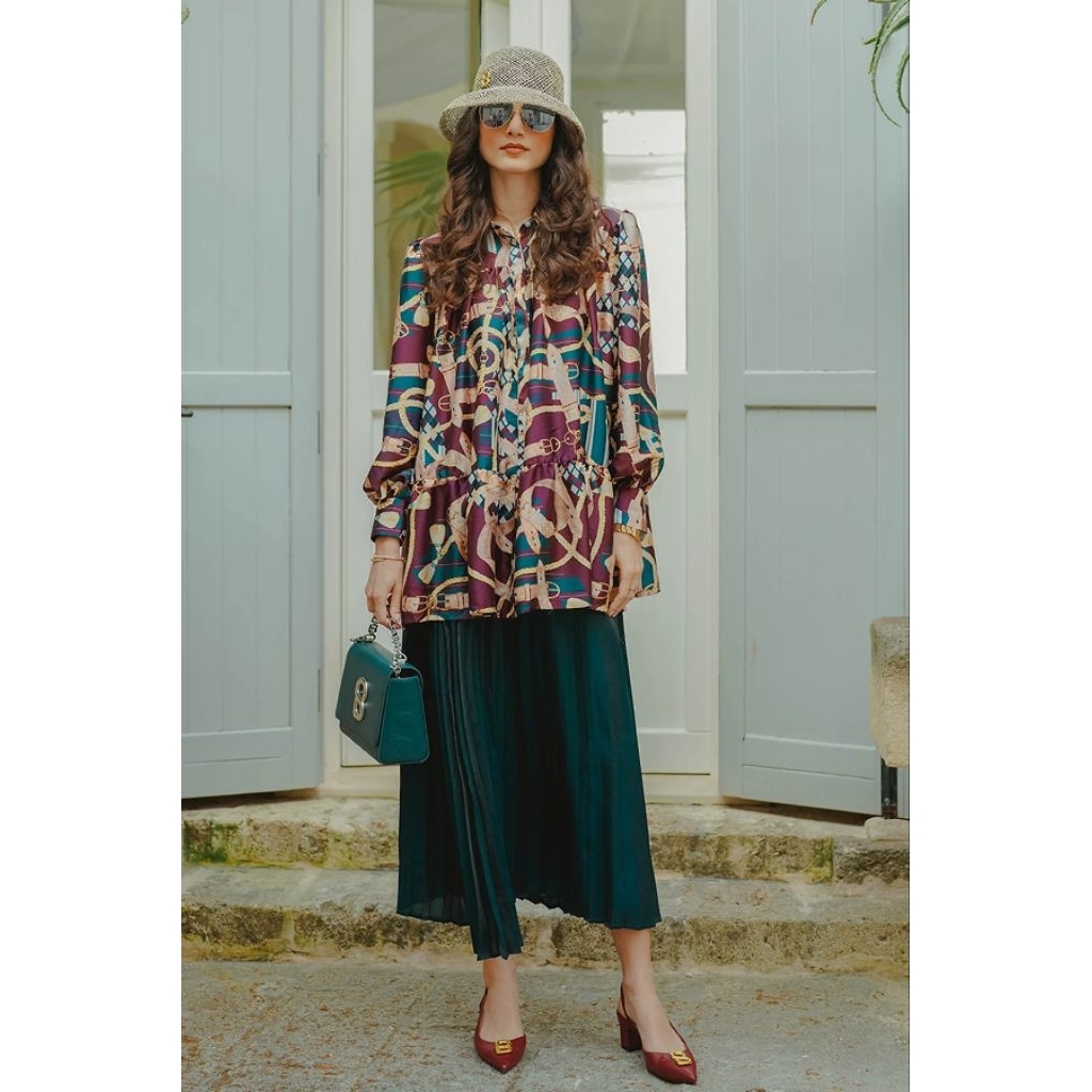 Benang Jarum X DSAKS - The Chain La Bella Satin Shirt With Gathers Maroon XL