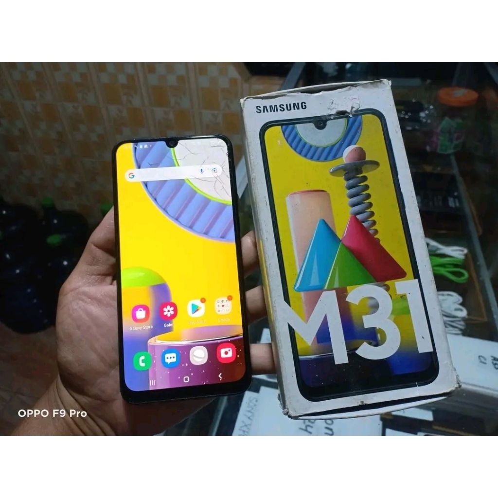Samsung m31 6/128 minus