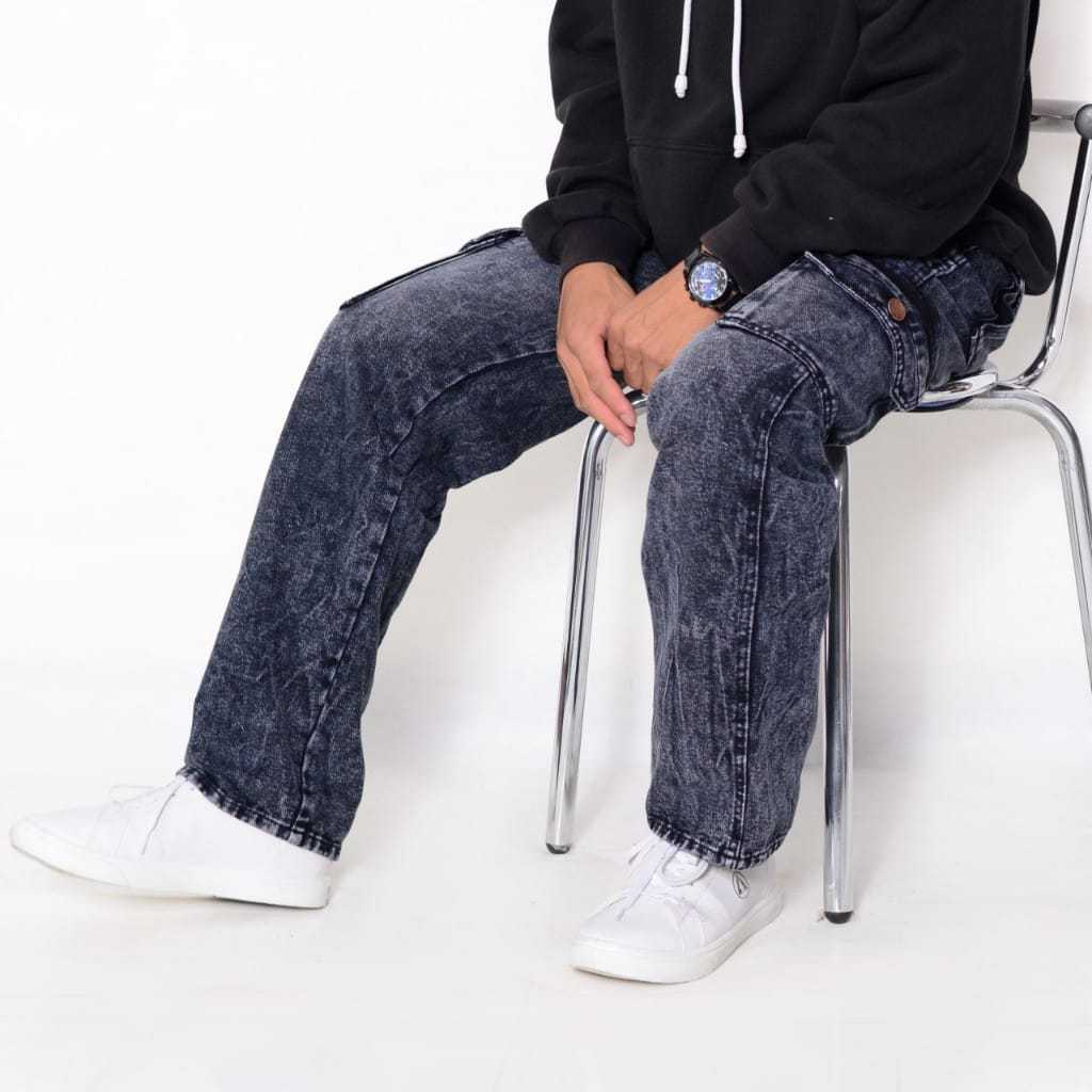 Celana Cargo Jeans Panjang Pria Reguler Standar Loose Fit Cargo Gombrong Jeans Pria