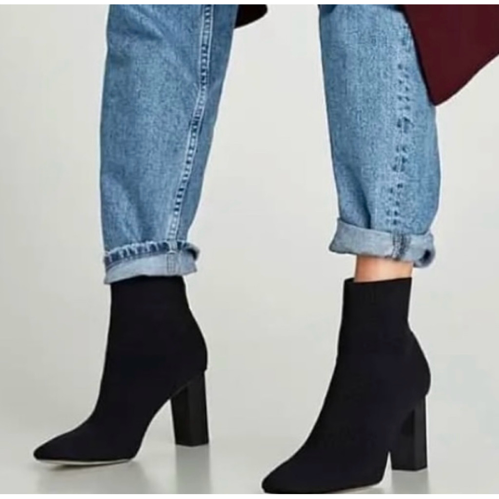 ZARA Knit Boots Black - sepatu boot wanita winter shoes - preloved