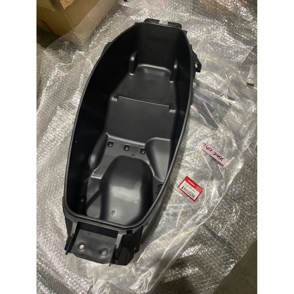 81250-K97-T00 Box bagasi PCX 150 Lokal Bagasi Motor Honda PCX 150 81250k97T00