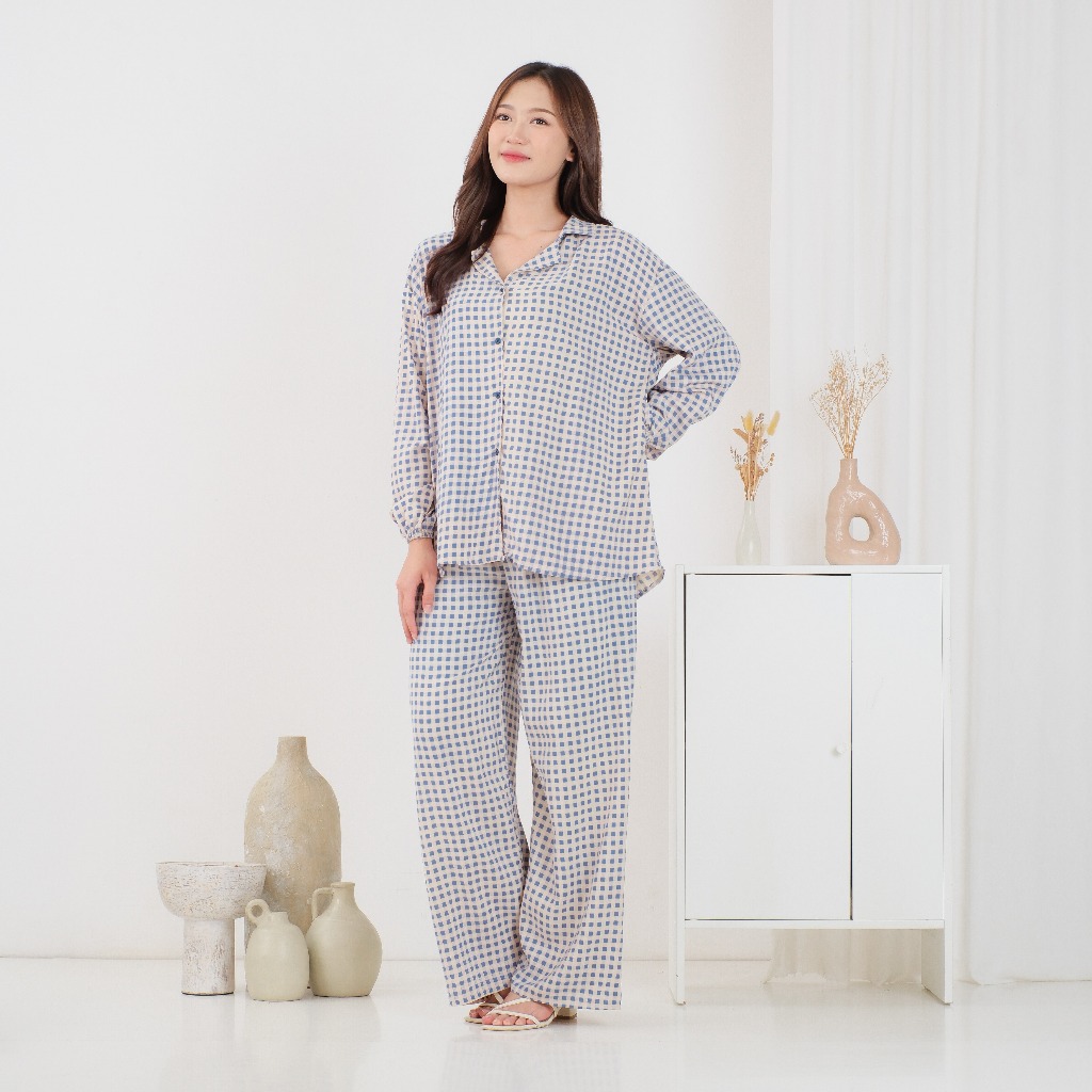 One Set Kemeja Celana Hommy Setelan Baju  Motif Kotak - Kotak Wanita Panjang