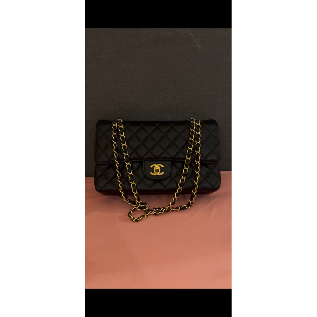 chanel classic caviar black