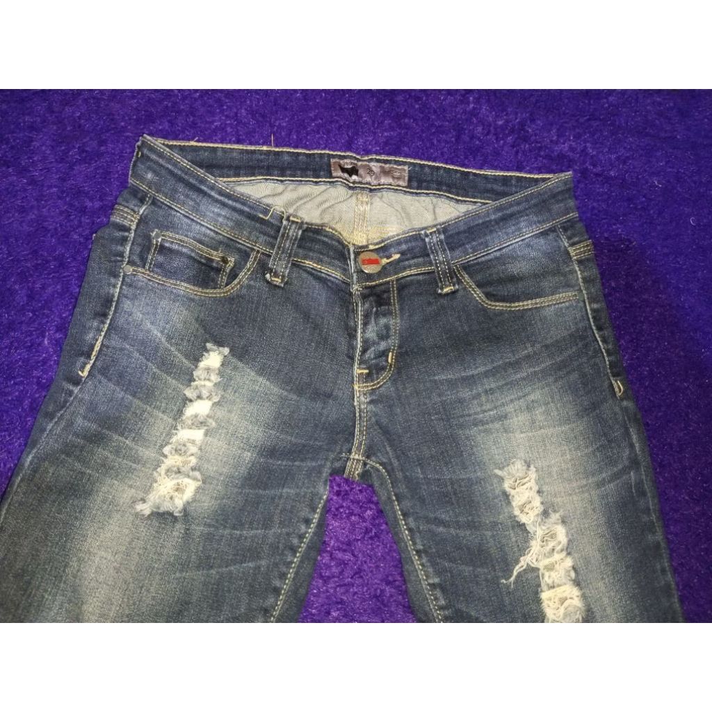 Celana jeans Cewek /Levis revel/preloved