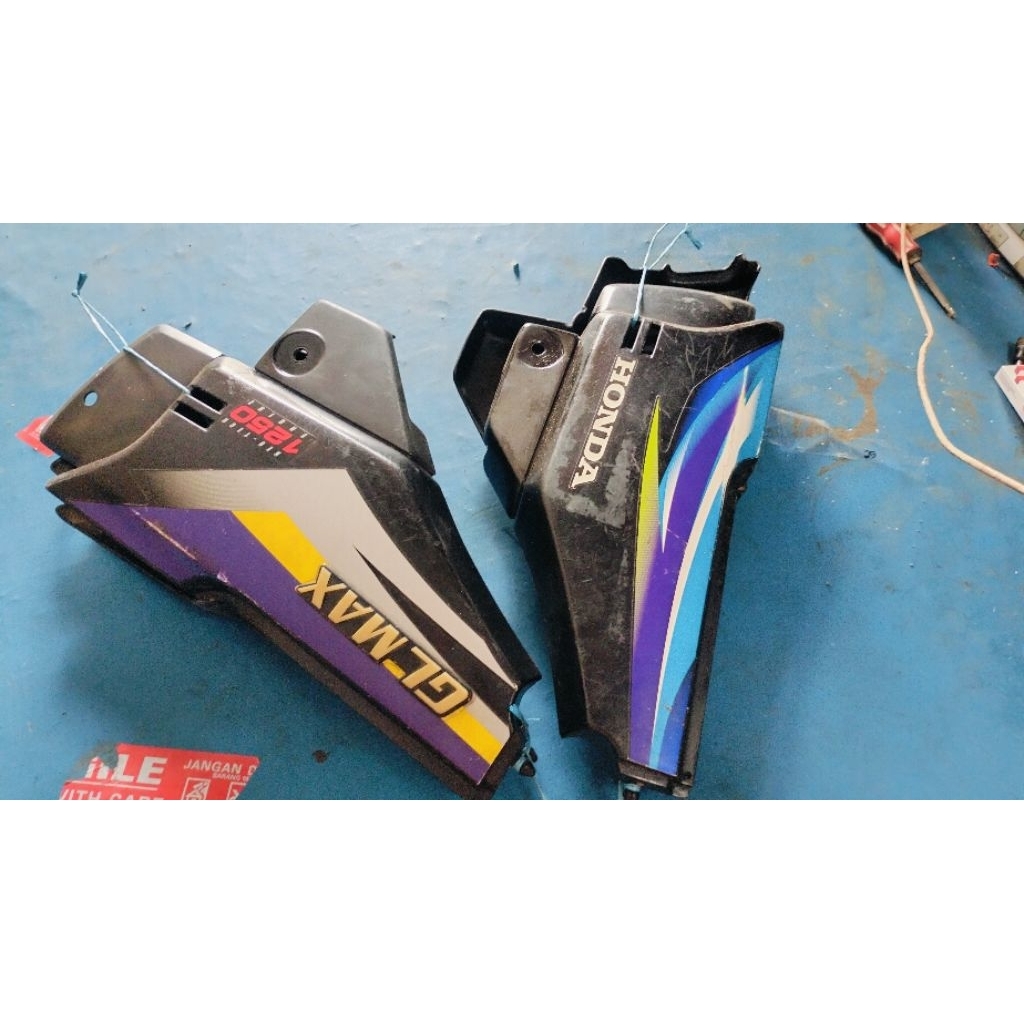 COVER BODY TUTUP AKI ACCU KANAN KIRI GL MAX GL PRO ORIGINAL