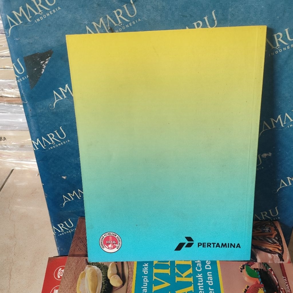 ORIGINAL BUKU MOZAIK MINYAK DAN GAS BUMI INDONESIA