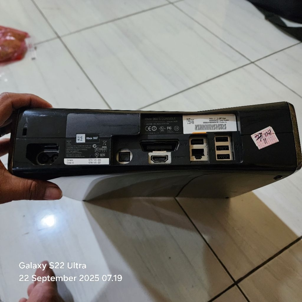 console Xbox 360 bekas hidup tampil