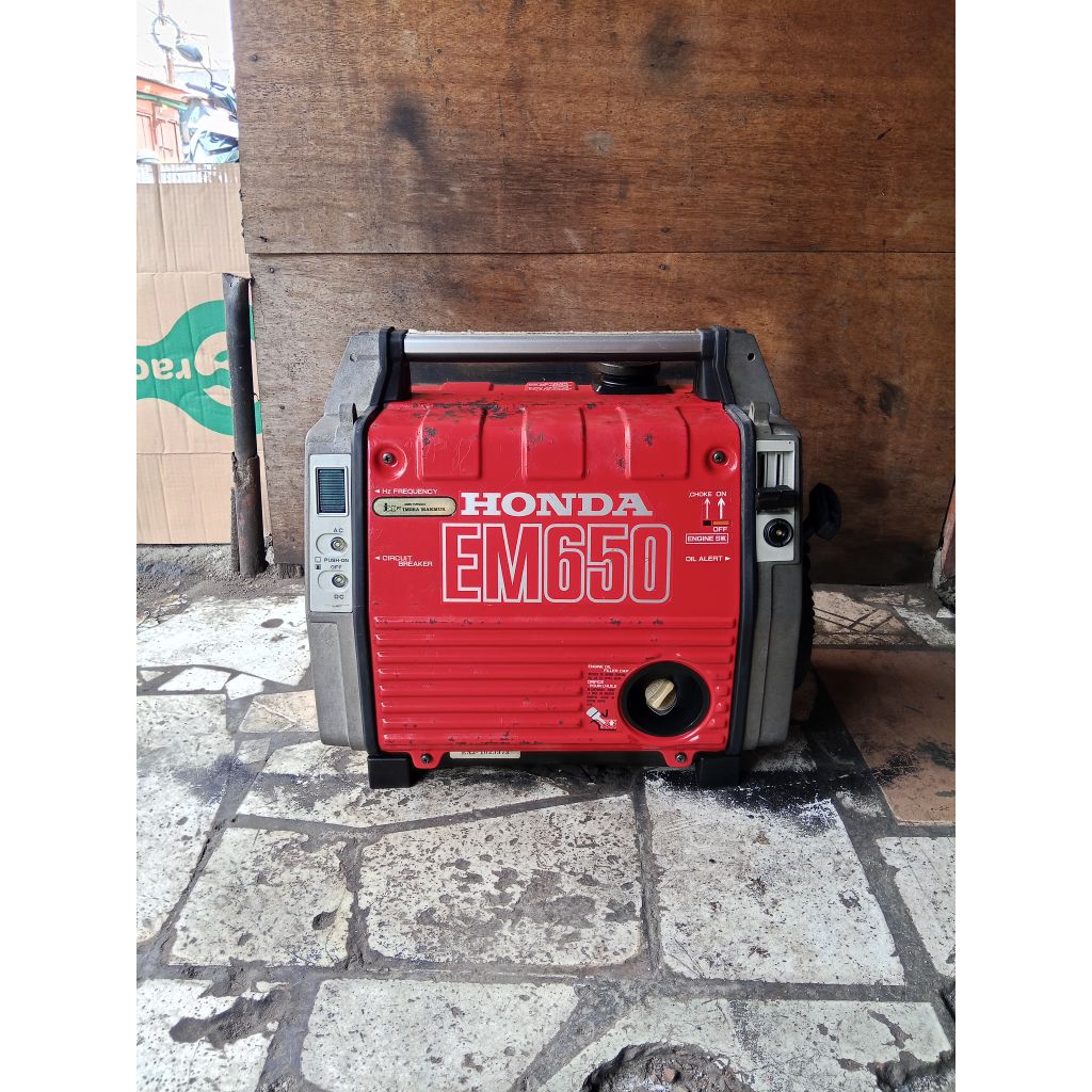 Genset Silent Portable Honda EM650/550Watt