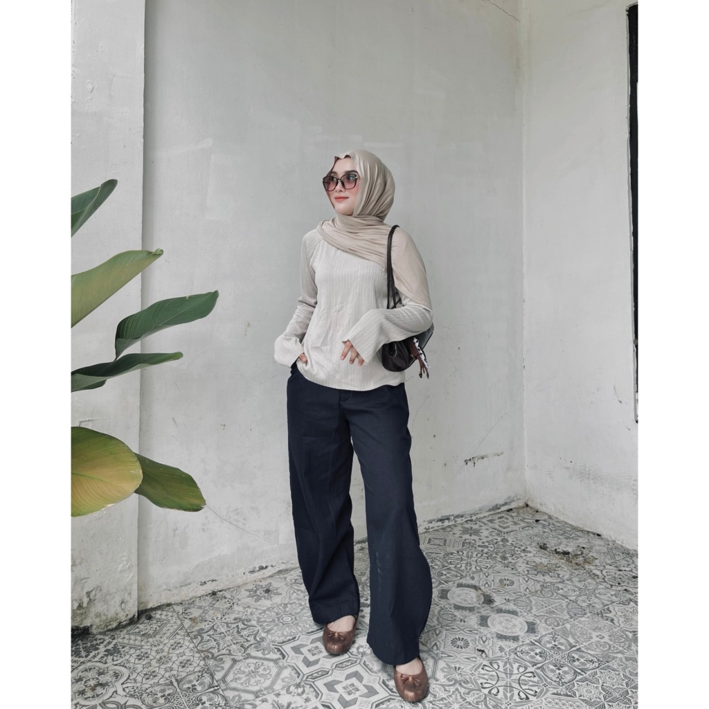 JENNARANA - Unfinished longsleeves t-shirt