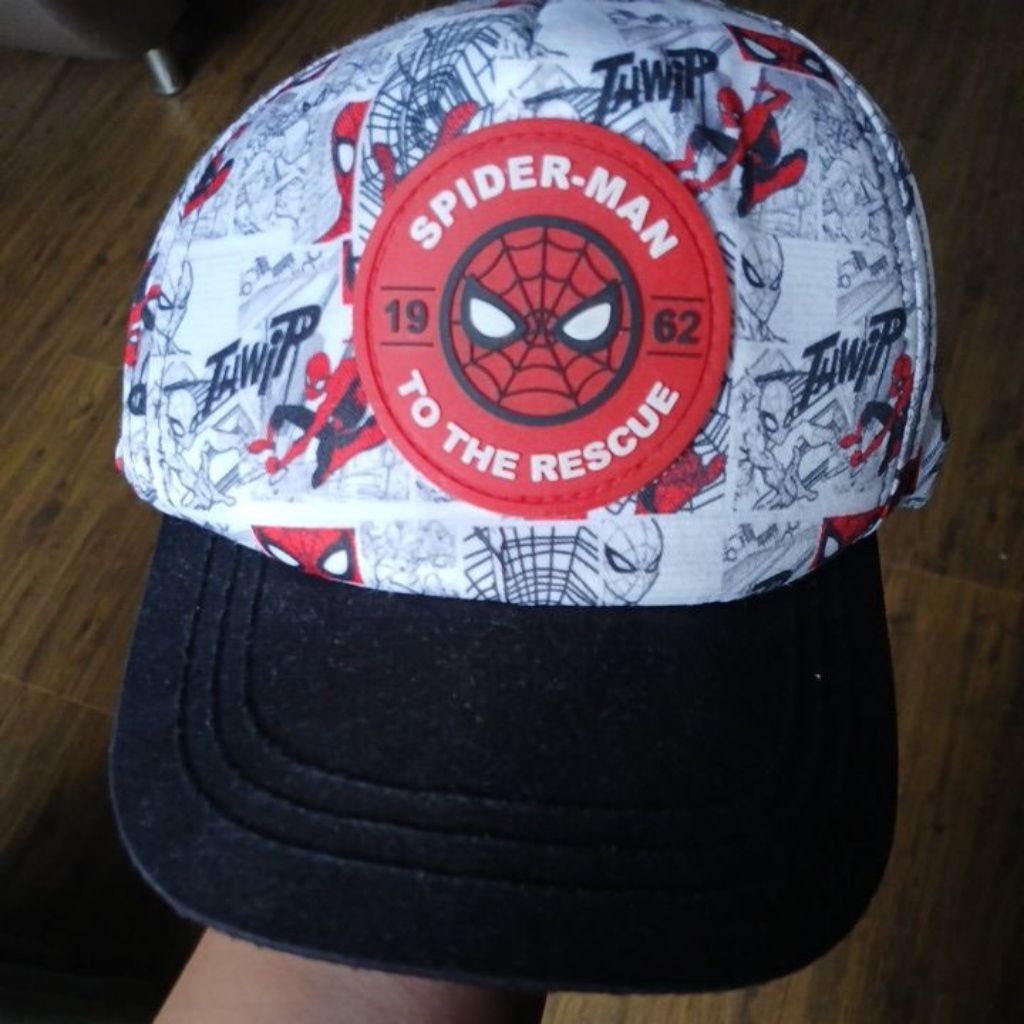 topi anak merk marvel motif spiderman