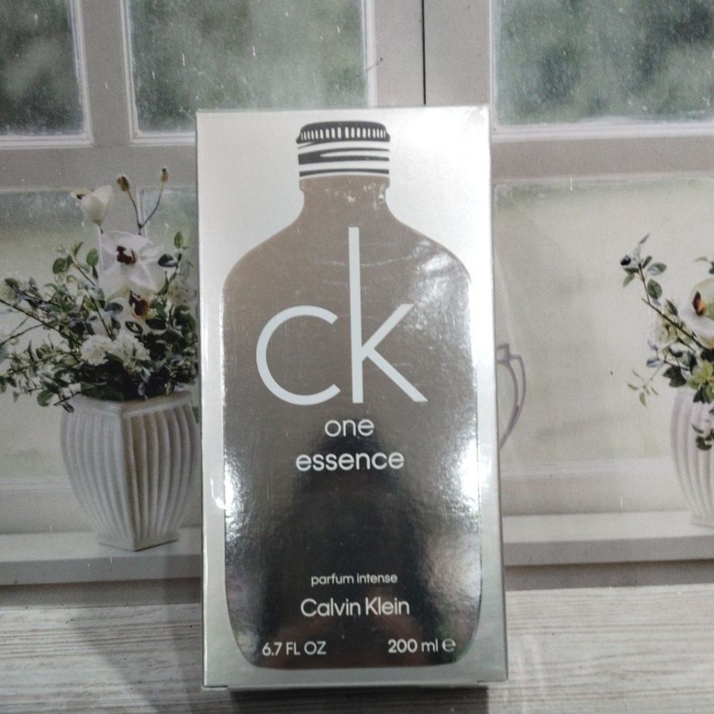 CK ONE ESSENCE PARFUM INTENSE 200ML
