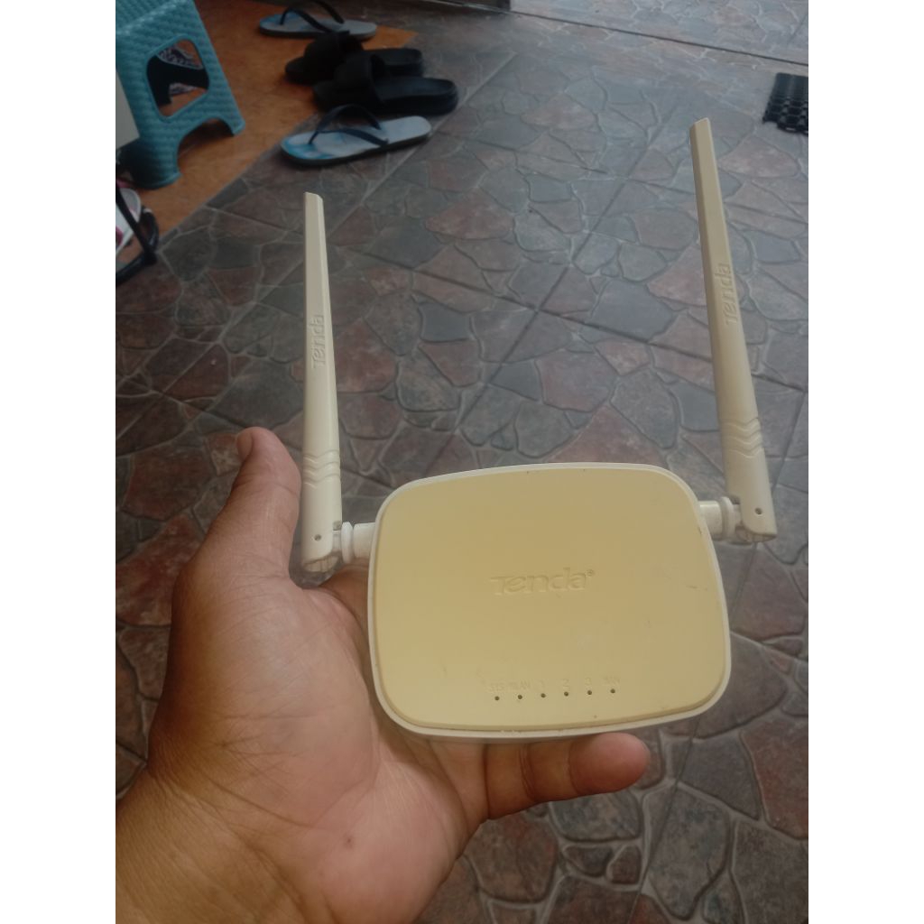 Router repeater Tenda
