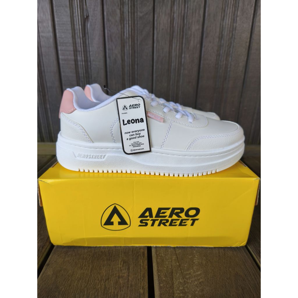 Aerostreet Leona Putih Putih Merah Muda