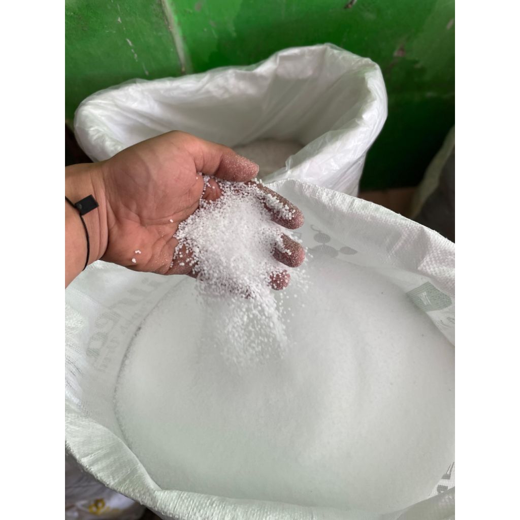 Pupuk Urea Nitrea Granul Putih 1kg / 2kg / 5kg / 10kg