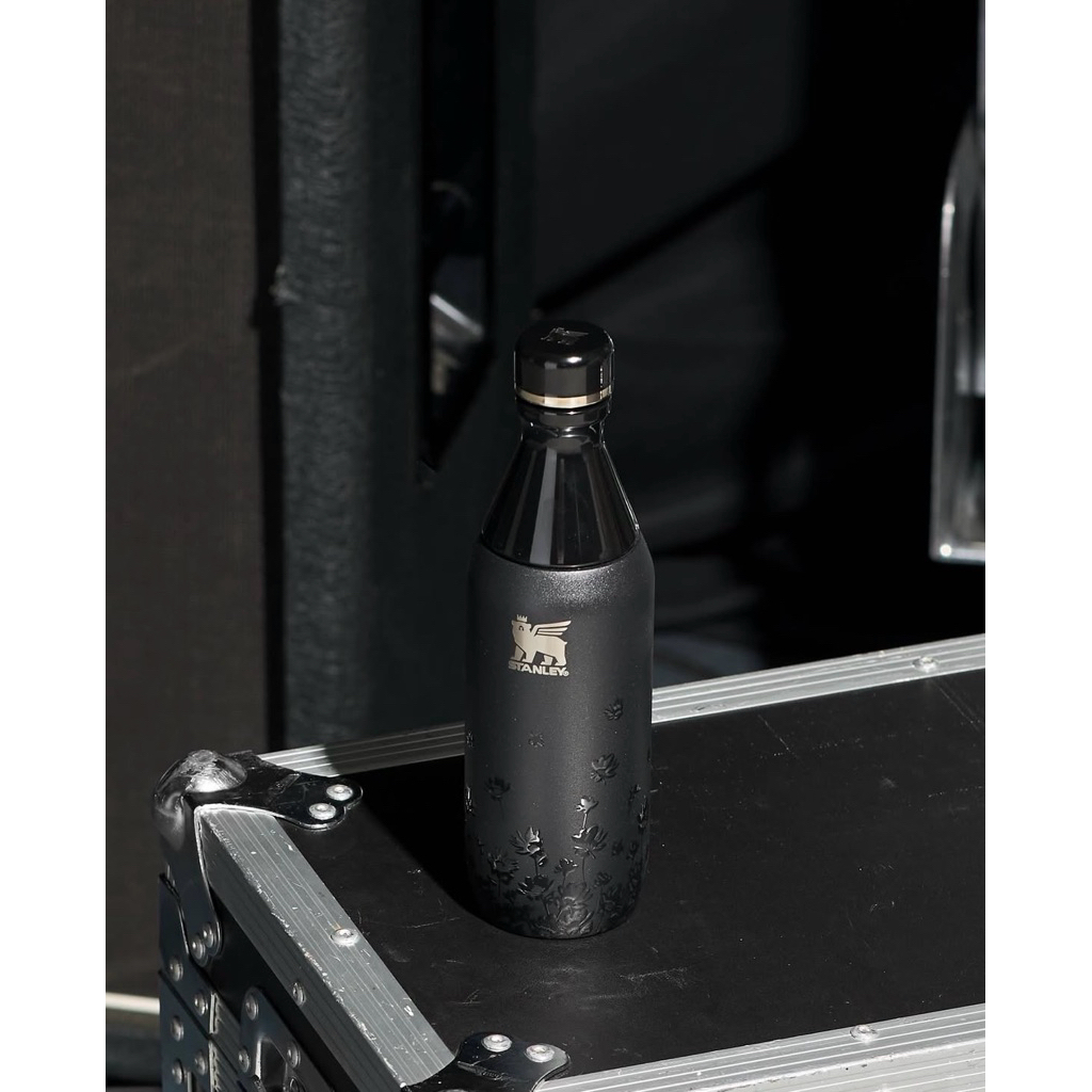 Jennie x Stanley Botol (kecil) PO Kuriya - Engraved dan Box