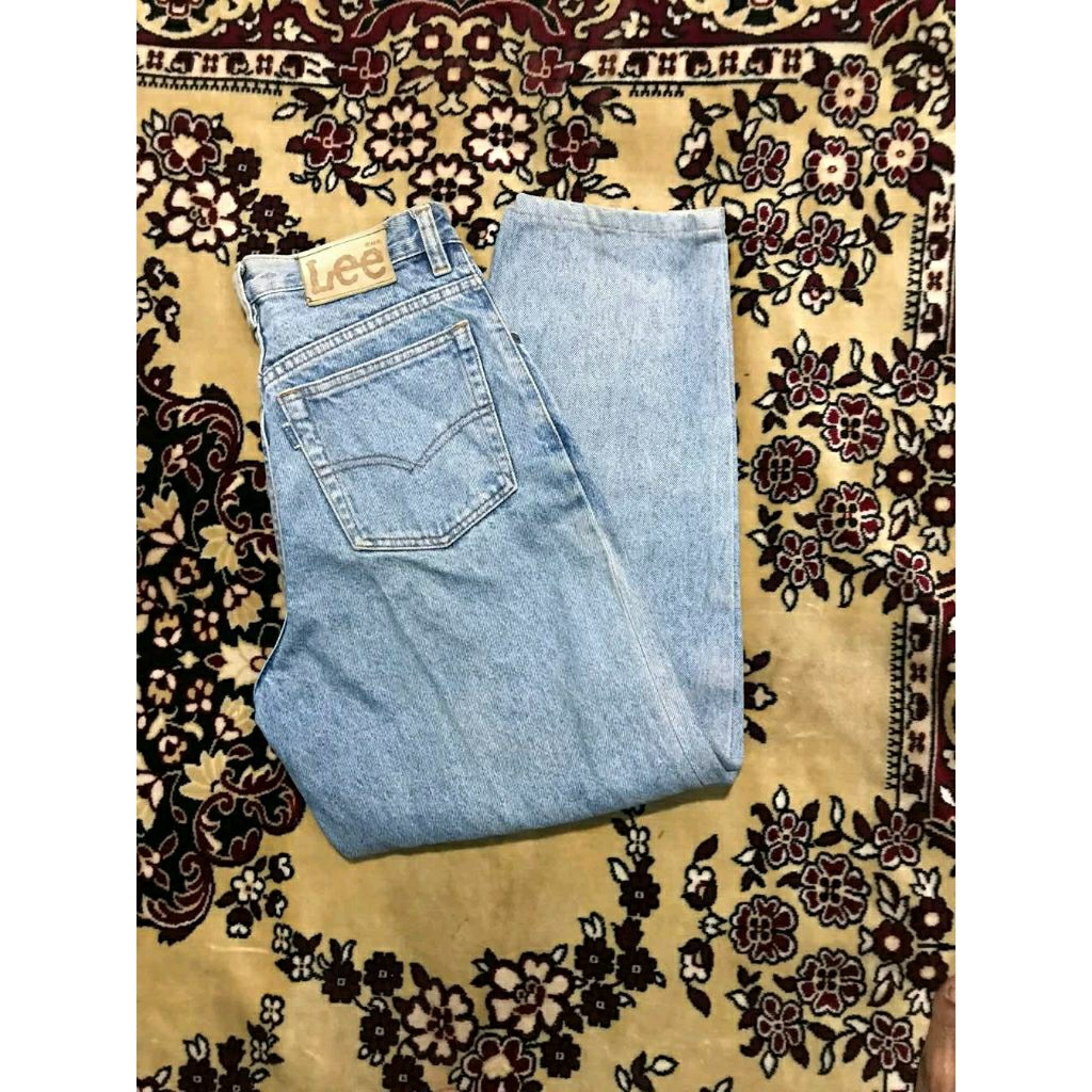 celana jeans Lee