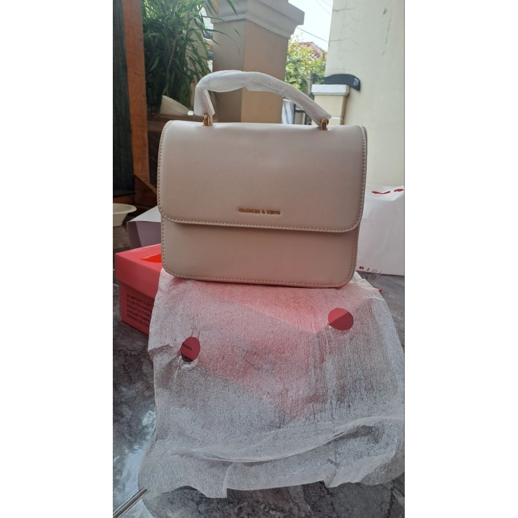 Sling bag charles & keith original