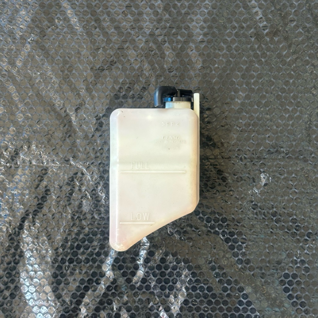 Tabung Reservoir Radiator Toyota Rush & Daihatsu Terios Original Copotan