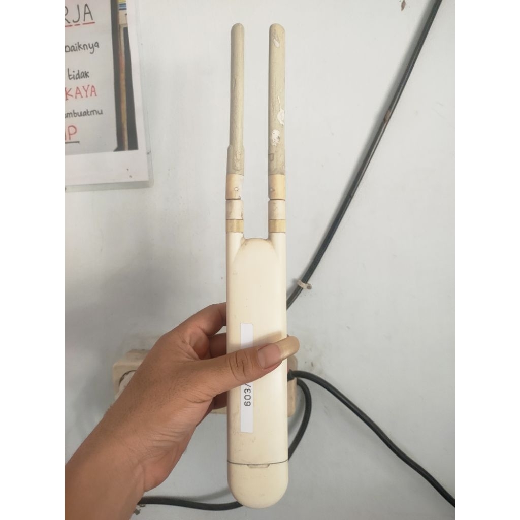 UBIQUITI UNIFI ® AC MESH