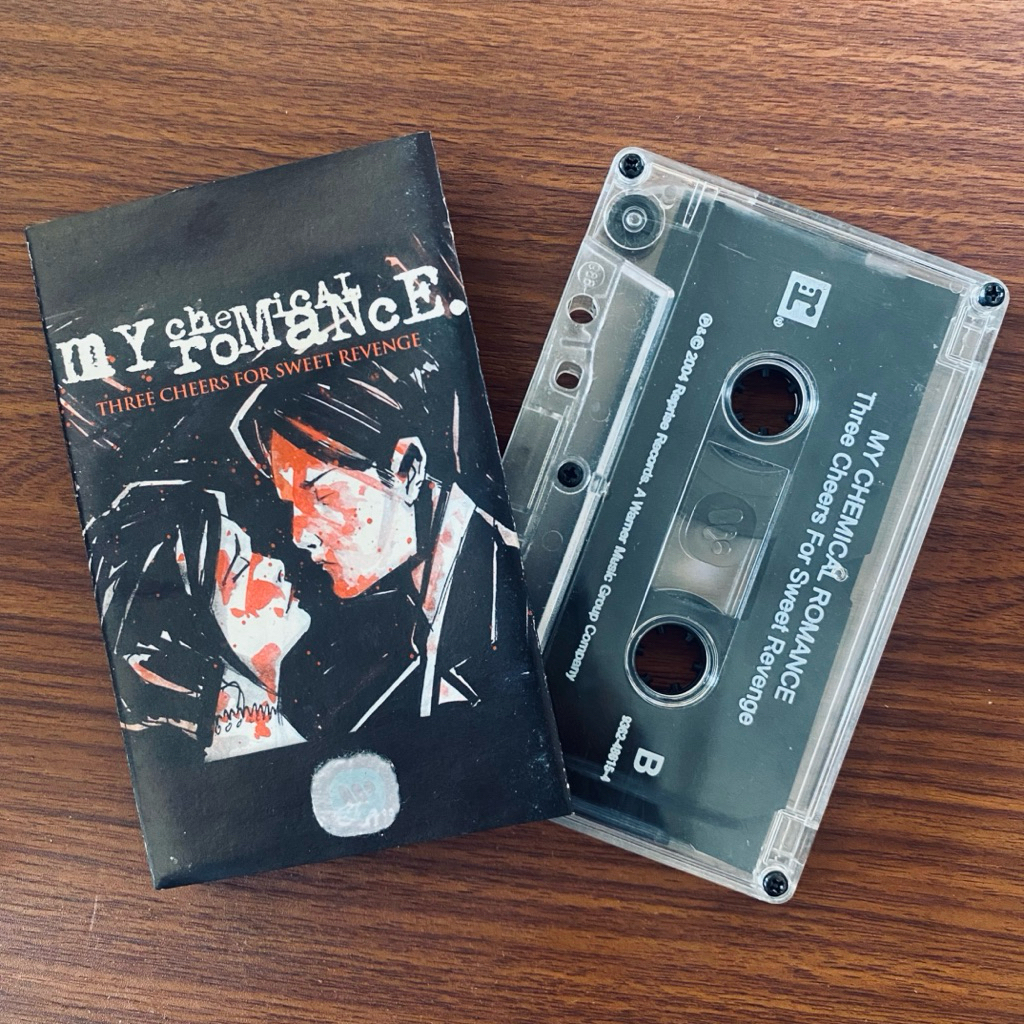 KASET PITA MY CHEMICAL ROMANCE - THREE CHEERS FOR SWEET REVENGE