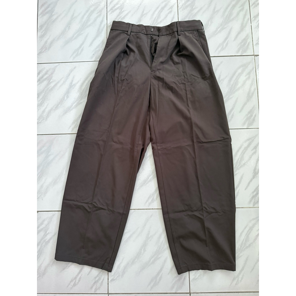 Celana GU Super Wide Cargo Pants Olive dan Wide Slacks Pants (Preloved)