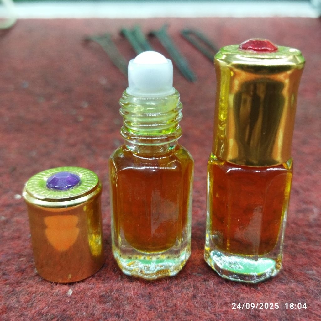 MINYAK KASTURI KIJANG