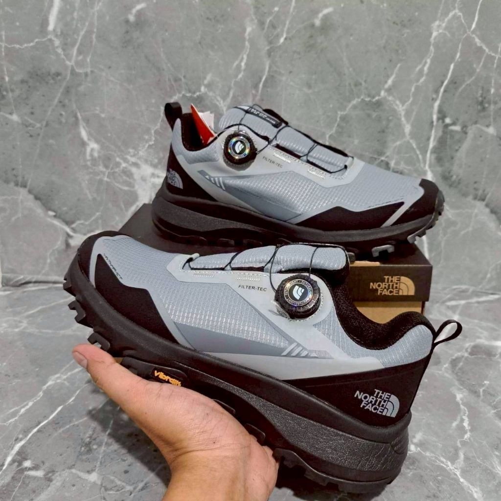 SEPATU DEWASA THE NORTH FACE PERIA