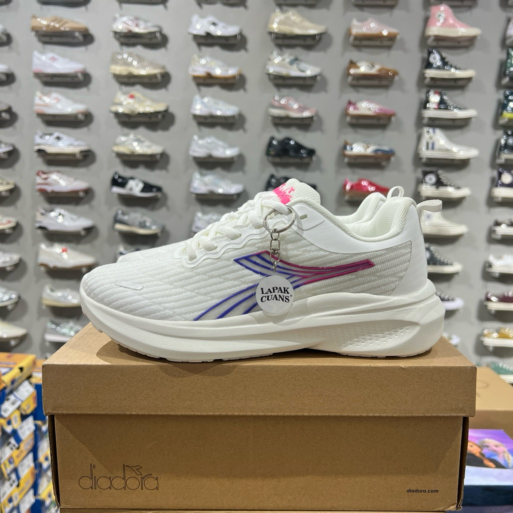 Diadora Running Markist White (RESMI PT. MAP)