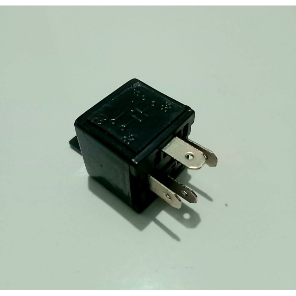 Relay DC 12V 4 kaki 30A