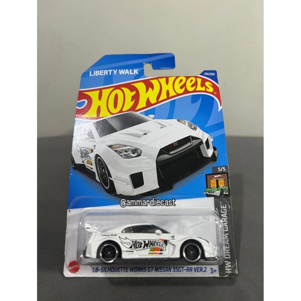 Hot Wheels Nissan R35 LBWK Putih
