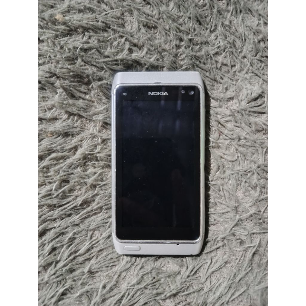 Nokia N8 Bahan