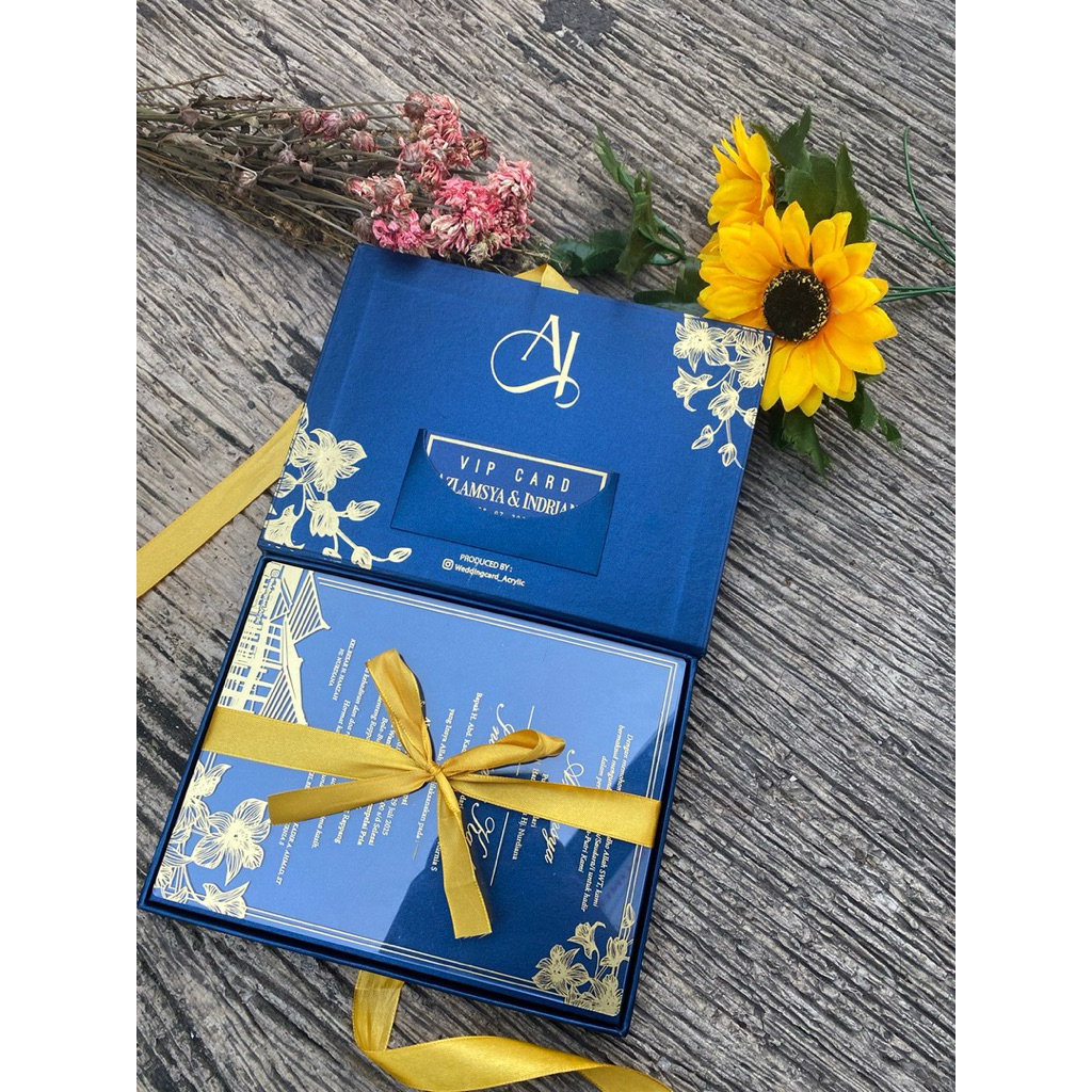 Undangan Akrilik tebal 2mm + HardBox / undangan mewah / undangan VIP / minimal 10pcs