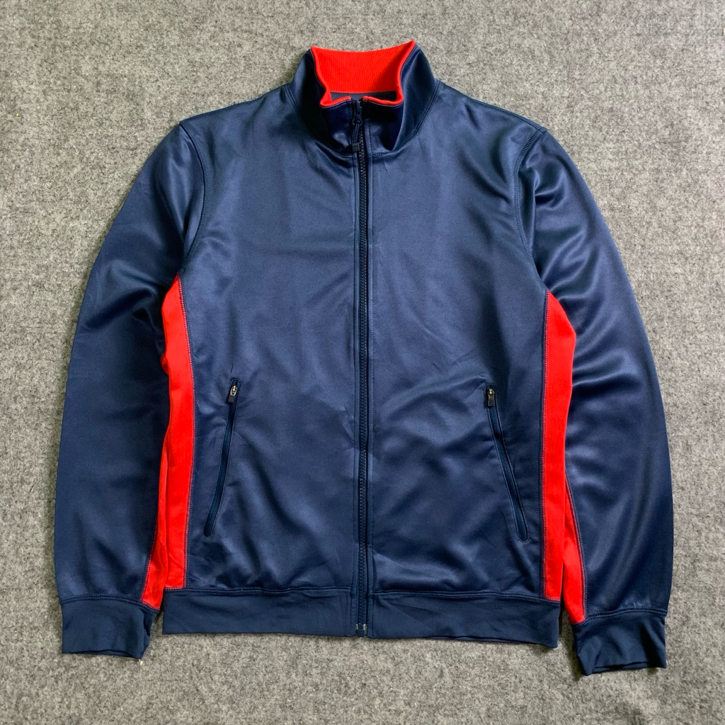 Tracktop Uniqlo