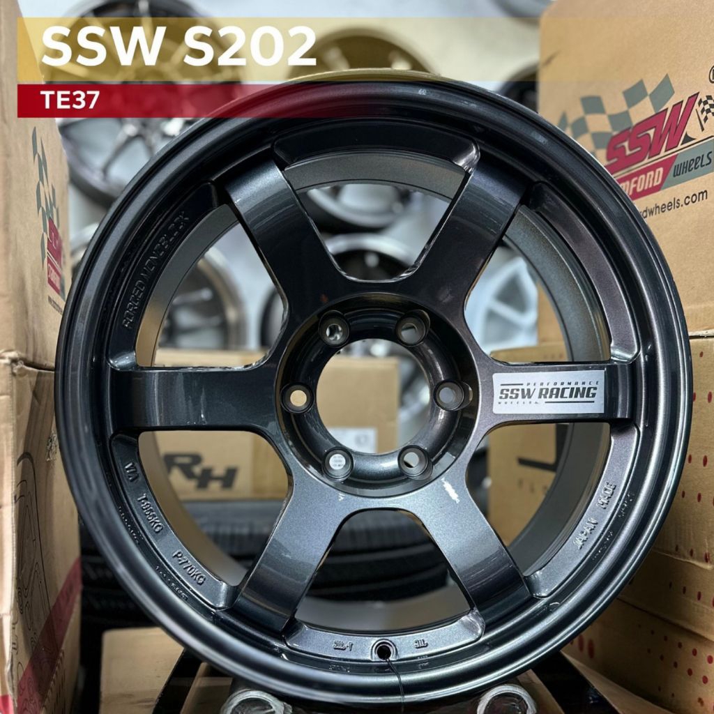 velg te37 ring 18 original ssw thailand pcd 6X139,7 velg racing ring 18 Pajero Fortuner Triton velg 