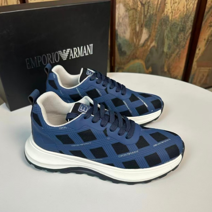 Armani new casual shoes, fashionable men's breathable sports shoes, comfortable running shoes