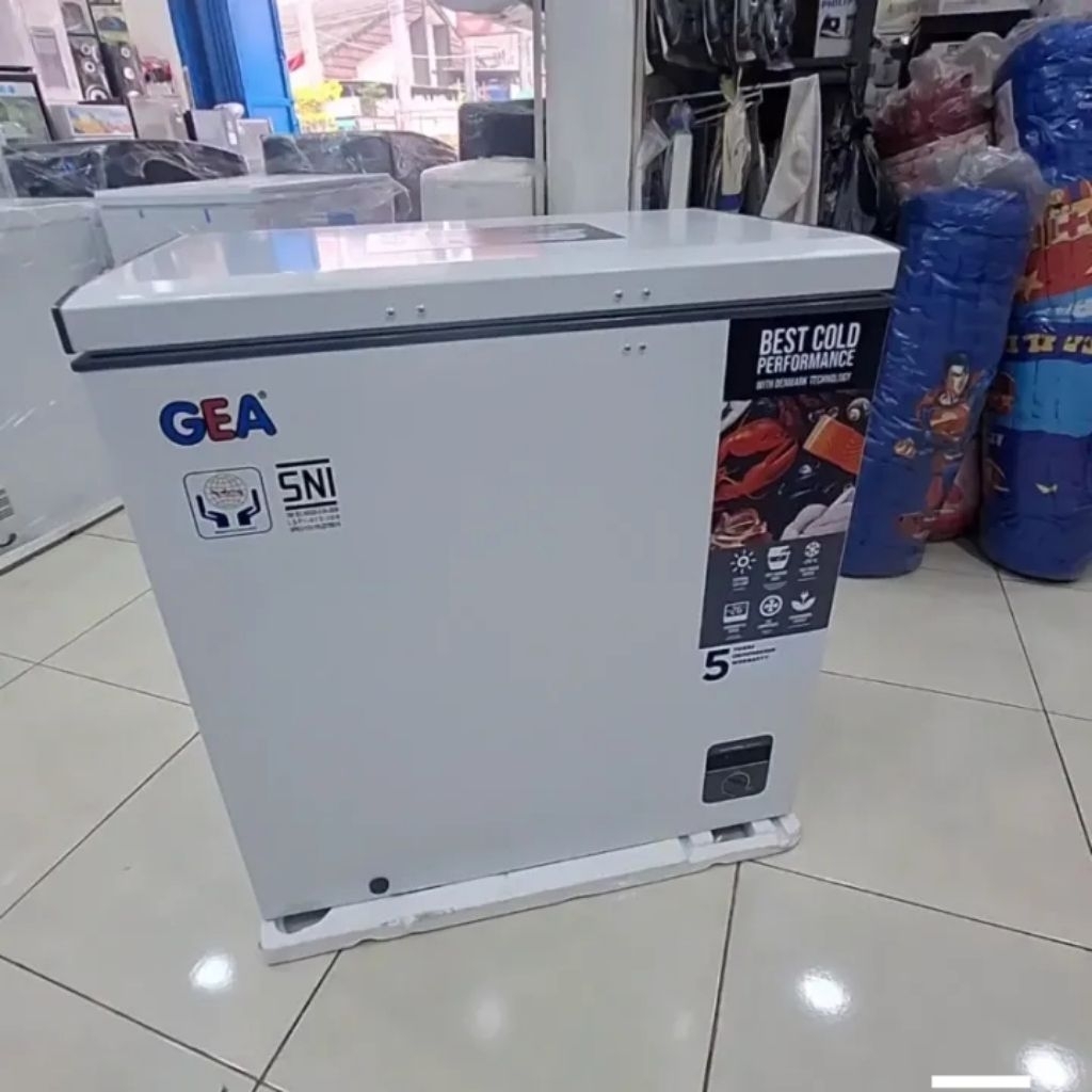 Box freezer 200 liter gea chest freezer gea ab 208r