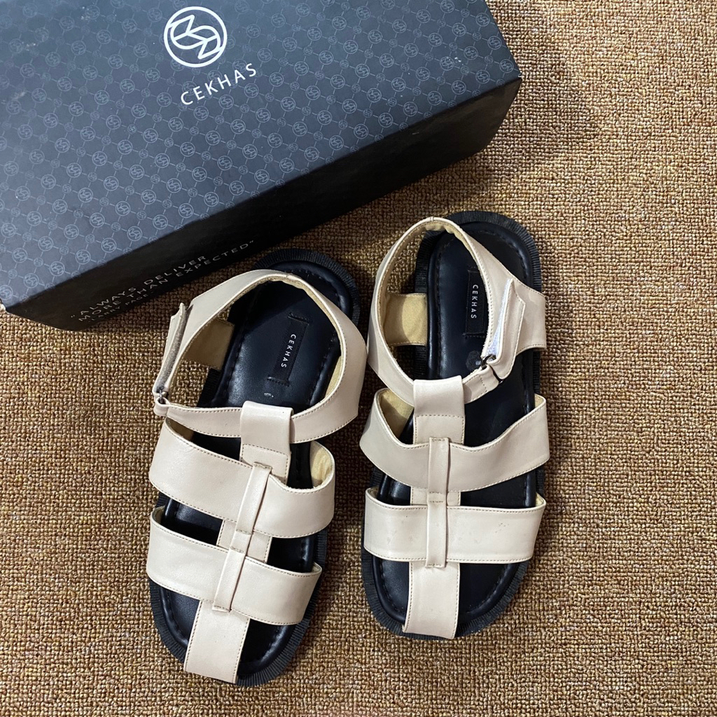 preloved sandal cekhas tara cream