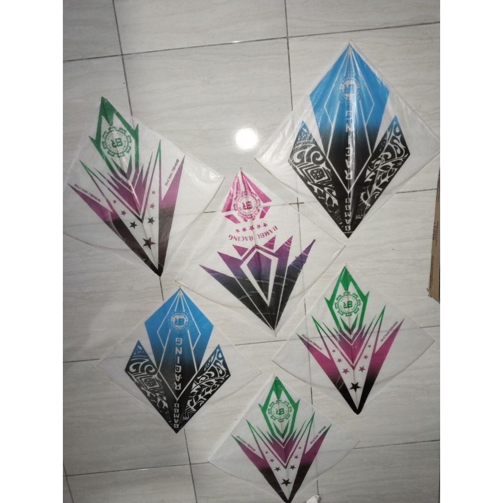 layangan aduan sukhoi