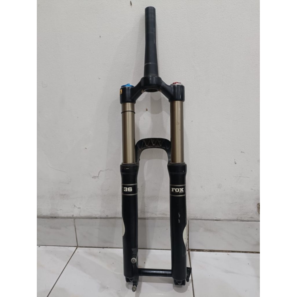 Fork 26 - 27.5 downhill ta Boost 20 fox talas 36 travel 140-160