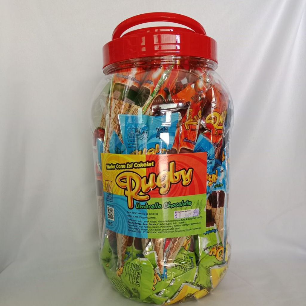 Rugby wafer cone isi coklat Ecer