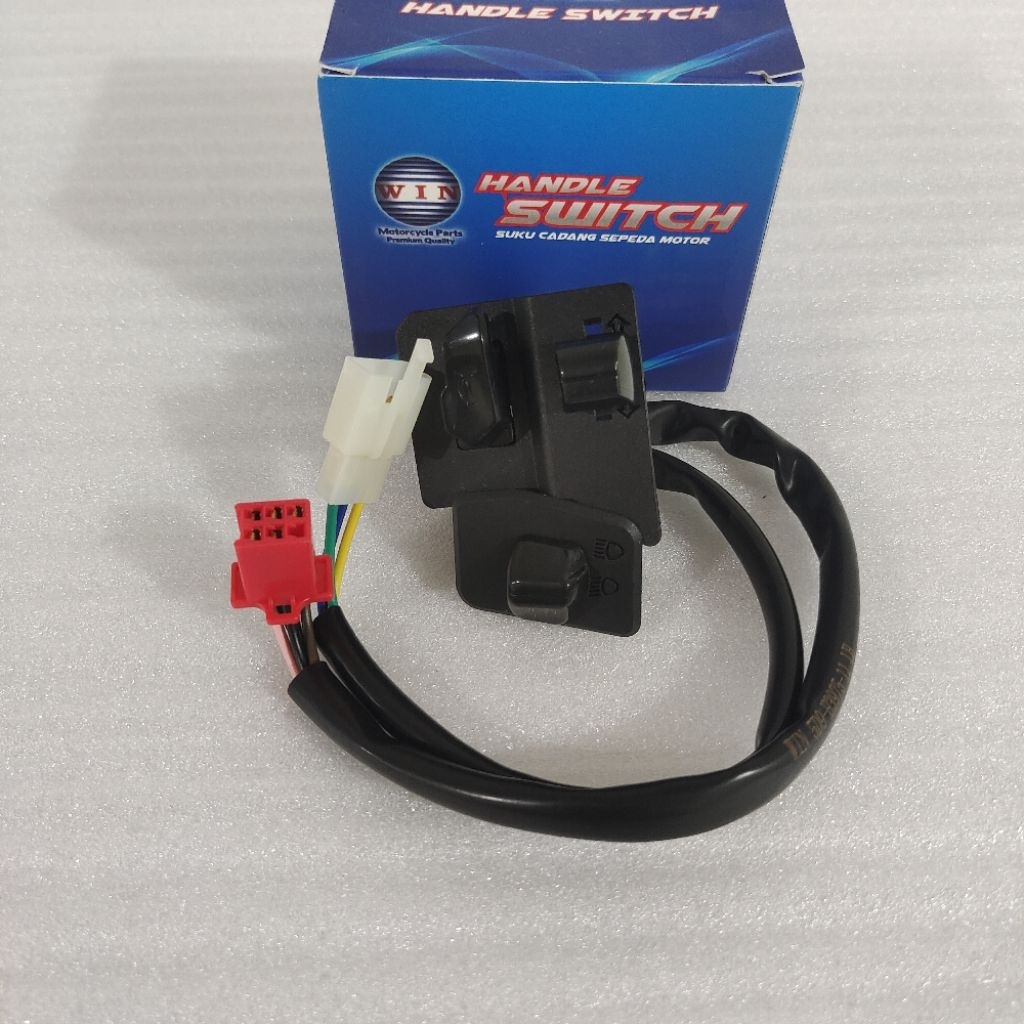 WIN Saklar Holder L /H Kiri Yamaha Vega ZR ( SAKLAR KIRI VEGA ZR ) WIN