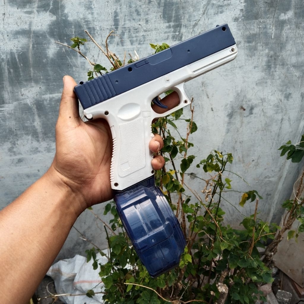 Tembakan air/pistol air otomatis