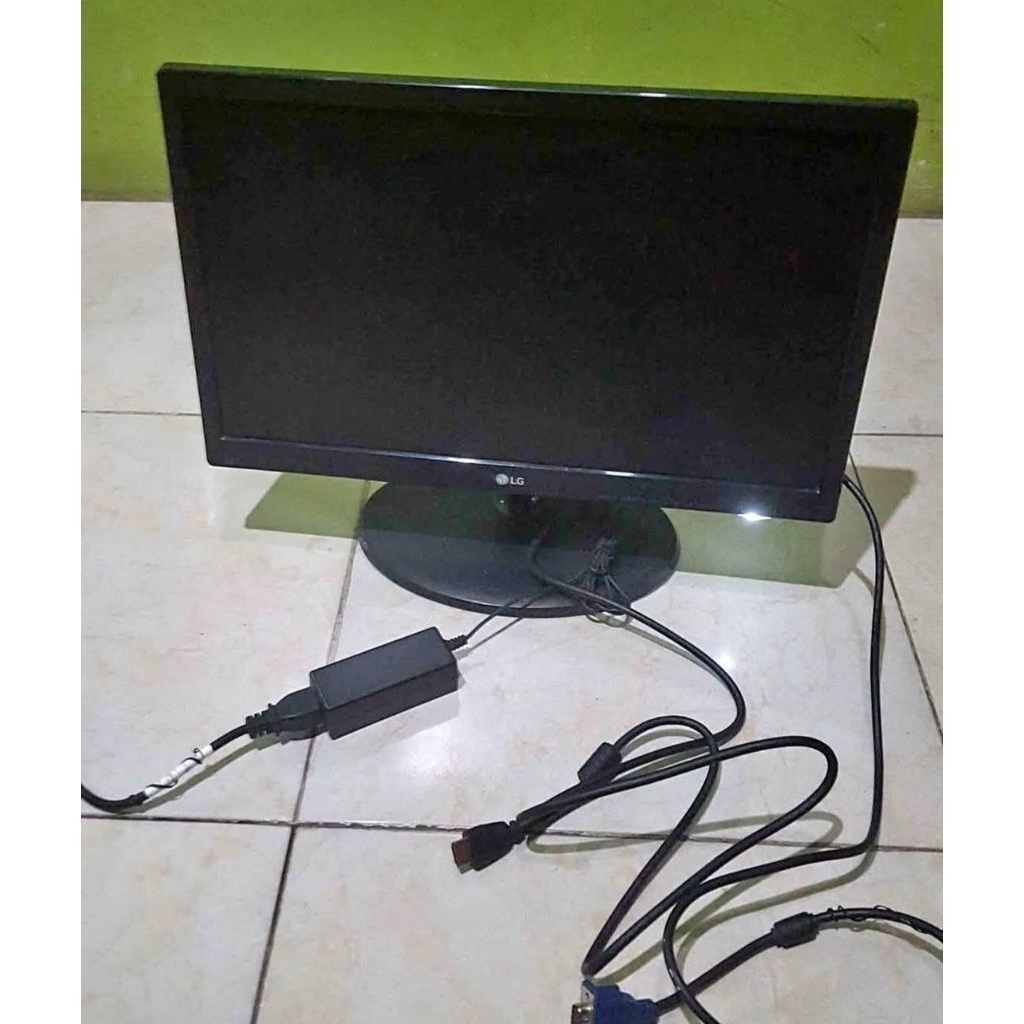 MONITOR 19INCH LG