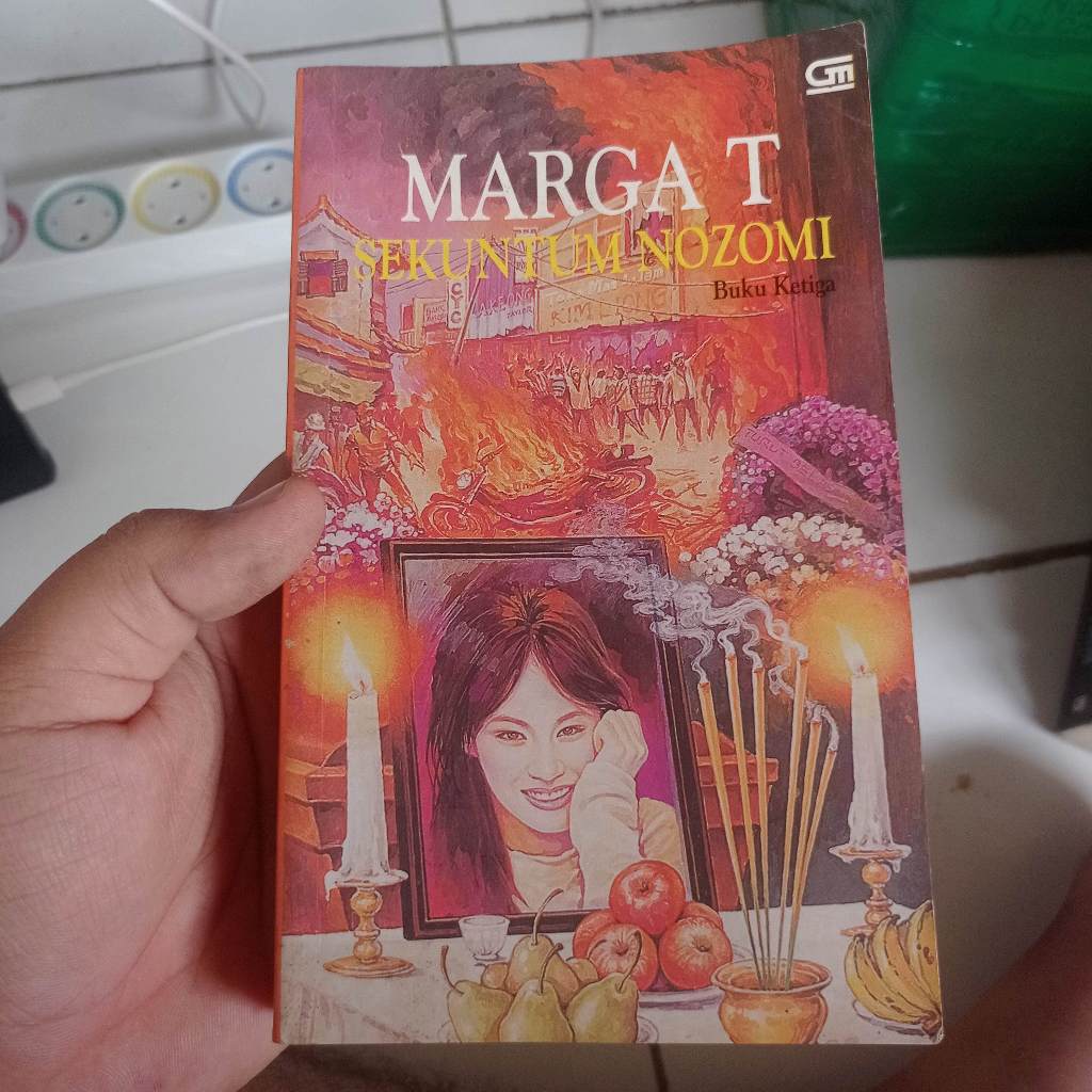 [Preloved] Sekuntum Nozomi #3 Sekuntum Nozomi  Marga T.