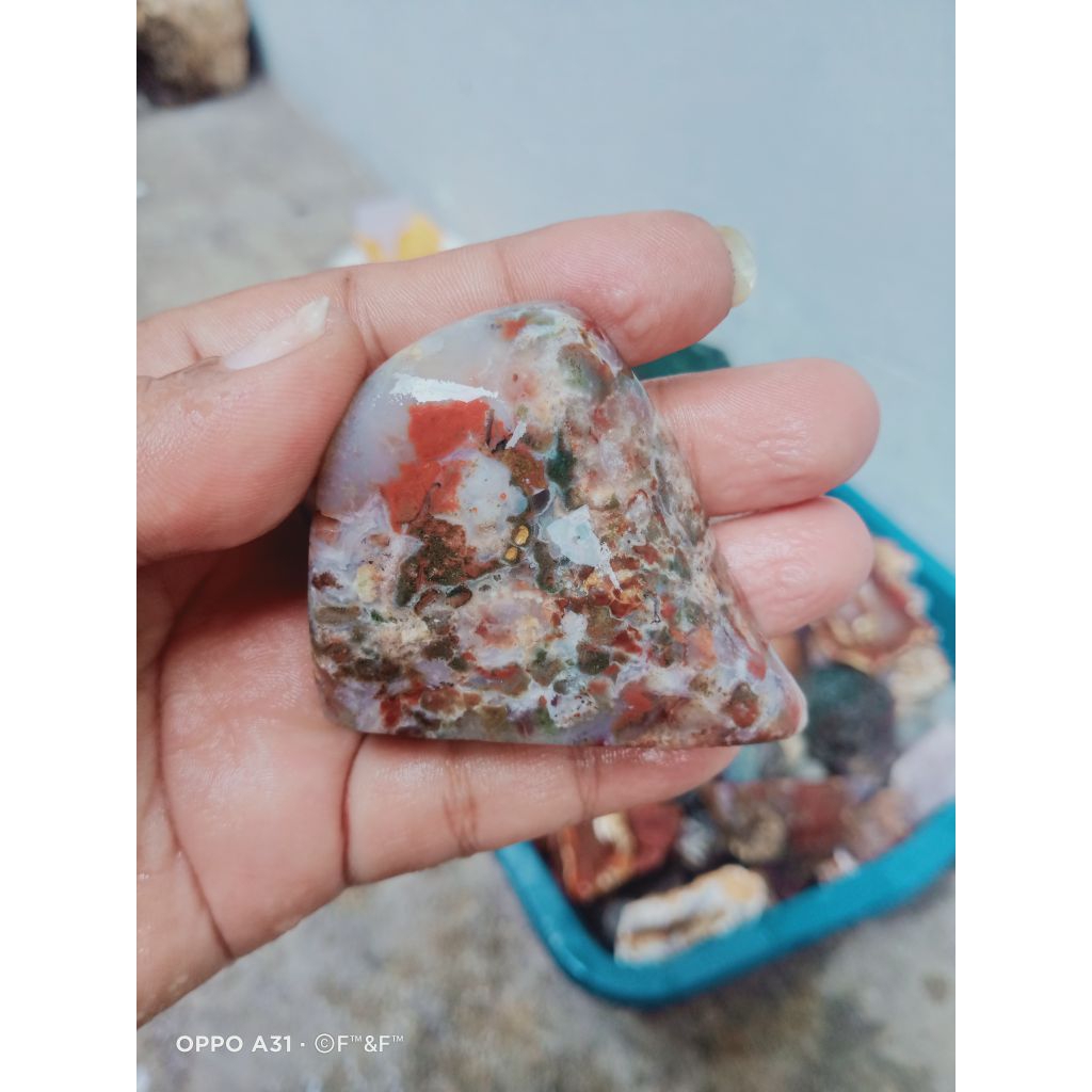 Bahan Batu Pancawarna Klawing