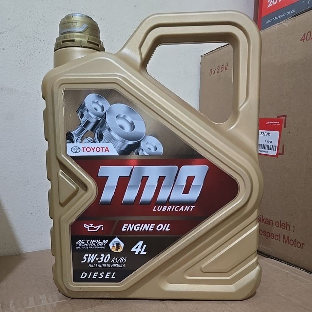 Oli Mesin Mobil Toyota TMO GOLD 5W-30 DIESEL OLI TMO ( OLI MOBIL TMO )
