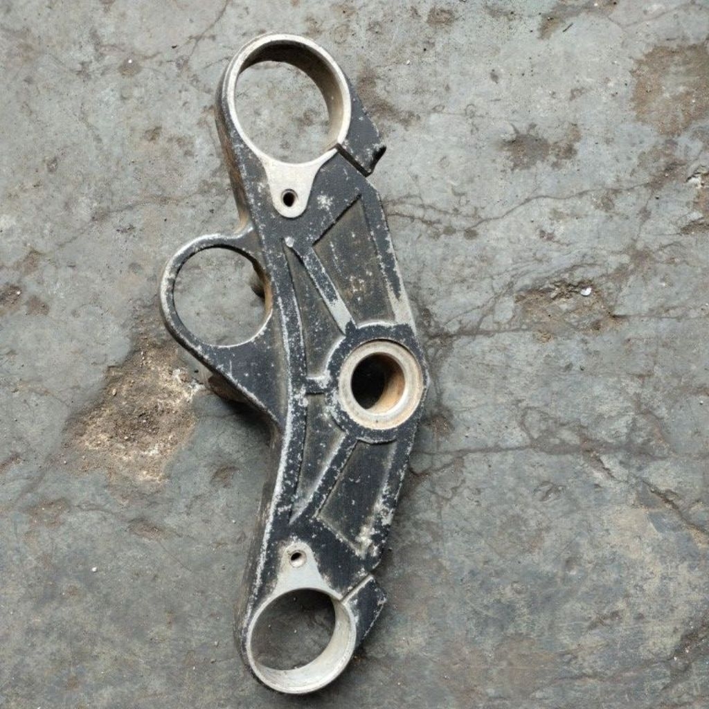 segitiga atas R25//Mt25 old original