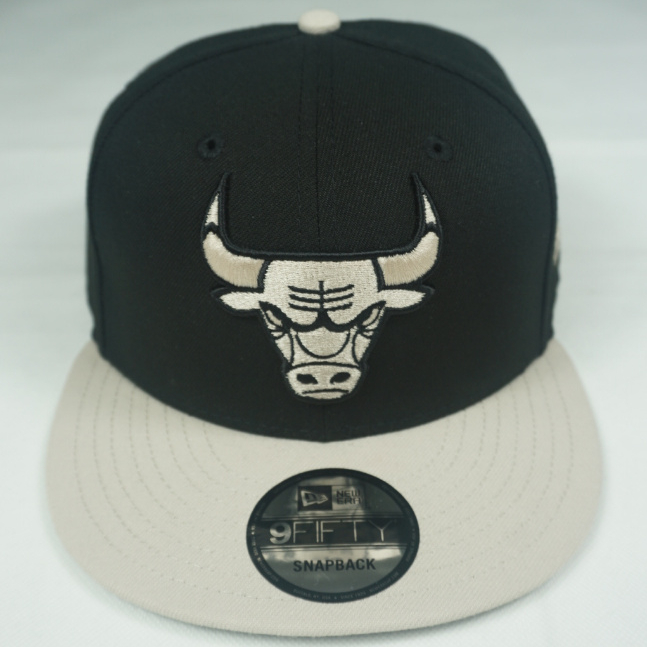 N.E 9FIFTY CHICAGO BULLS 2-TONE BLACK STONE SNAPBACK